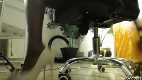 queenmaheliya online show from 03/04/26, 09:21