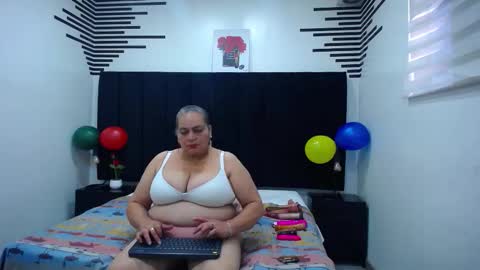 VickyBoobss online show from 11/01/25, 01:02