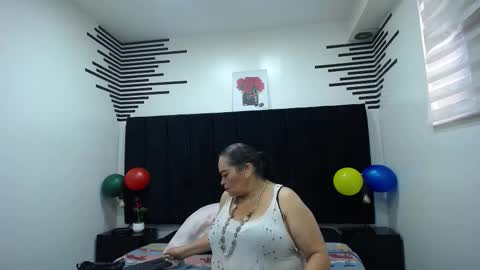 VickyBoobss online show from 11/11/25, 12:38