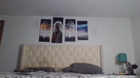 Snapshot of queenmayhem__ chatting on 09/22/25, 10:56 queenmayhem online show from 09/22/25, 10:56