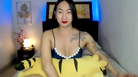 Snapshot of queenmistressts chatting on 12/30/24, 05:04 QUEEN online show from 12/30/24, 05:04