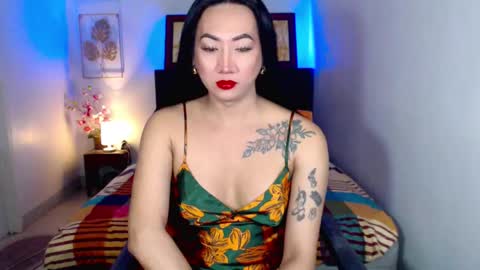 Snapshot of queenmistressts chatting on 03/04/25, 07:01 QUEEN online show from 03/04/25, 07:01