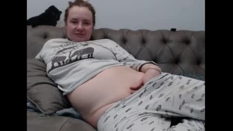 Snapshot of queenmymind chatting on 12/30/24, 01:47 queenmymind online show from 12/30/24, 01:47