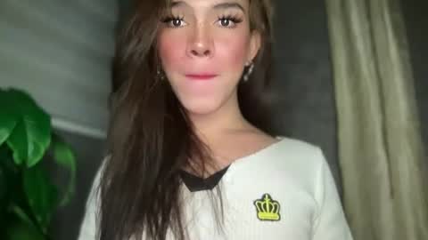 QUEEN online show from 11/20/25, 01:33