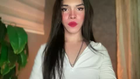 QUEEN online show from 04/03/26, 01:36