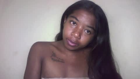 queennaya online show from 07/01/26, 03:08