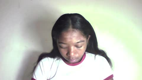 queennaya online show from 07/08/26, 05:23