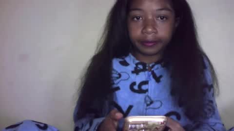 queennaya online show from 07/10/26, 08:11