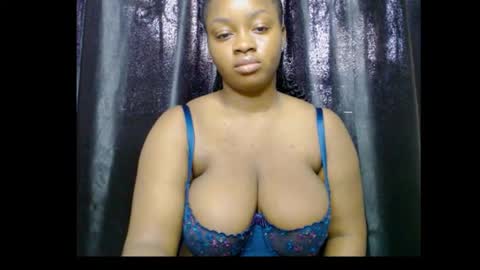 Zoey online show from 11/23/25, 09:20