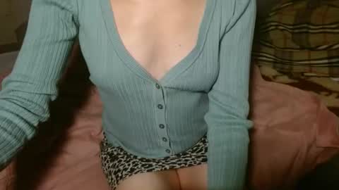 queenoftenderness online show from 11/21/25, 06:50