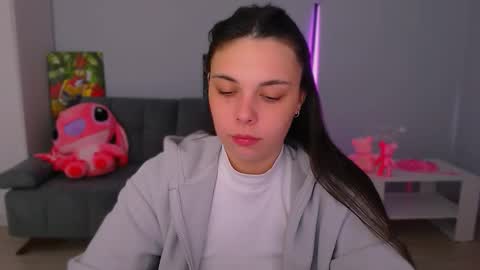 Patricia online show from 10/12/25, 10:47