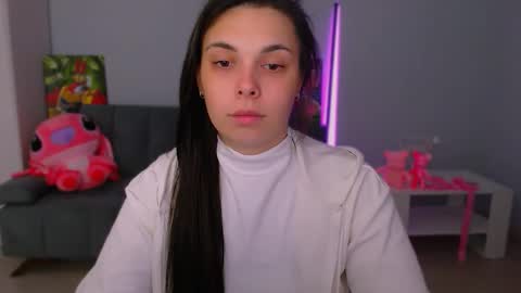 Patricia online show from 10/19/25, 10:49