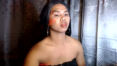 queenpinayebony_xx online show from 07/19/26, 11:47