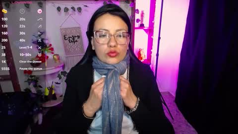 Snapshot of queenrose94 chatting on 03/03/26, 04:24 queenrose94 online show from 03/03/26, 04:24