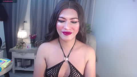 Sabrina online show from 12/22/25, 02:47