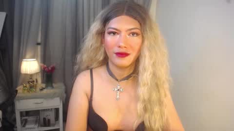 Sabrina online show from 01/15/26, 09:25