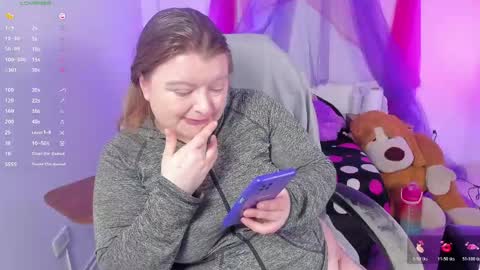 Snapshot of queensami7 chatting on 05/27/26, 12:29 Samantha online show from 05/27/26, 12:29