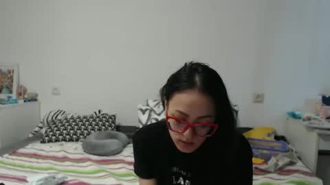 Snapshot of queensofiaqueen chatting on 04/05/26, 06:54 queensofiaqueen online show from 04/05/26, 06:54