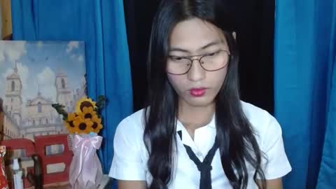 queensteffi online show from 12/27/24, 11:50