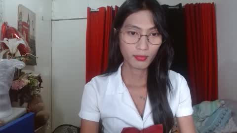 queensteffi online show from 09/09/25, 07:46