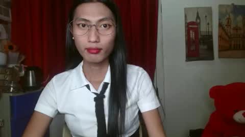 queensteffi online show from 11/02/25, 10:06