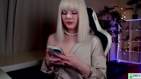 Queensy online show from 03/01/26, 05:04