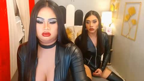 queenshasha and nathalie online show from 12/26/24, 12:59