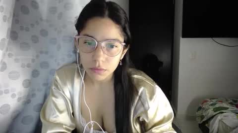 Paola online show from 03/28/26, 03:50