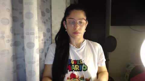 Snapshot of queenvictoria2023 chatting on 05/20/26, 03:24 Paola online show from 05/20/26, 03:24