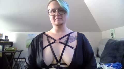 queerlyjaz online show from 09/17/25, 12:12