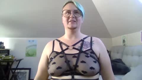 queerlyjaz online show from 09/18/25, 11:40