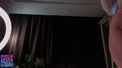 Teri  My favorite vibes 77 101 222 666 online show from 12/14/25, 02:06