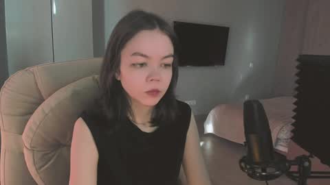 quietluxury online show from 03/29/26, 02:06