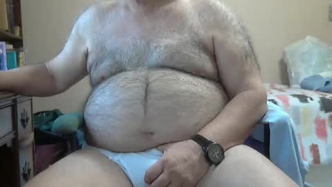 Snapshot of quietnshy2 chatting on 11/06/25, 03:02 quietnshy2 online show from 11/06/25, 03:02