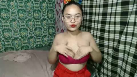 Quinne online show from 12/20/25, 03:19