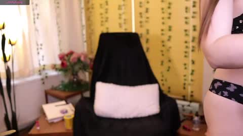 QuinnMonroe online show from 05/04/26, 01:07