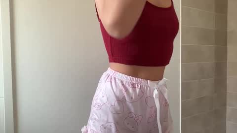 Quinnyelena online show from 01/31/25, 09:59