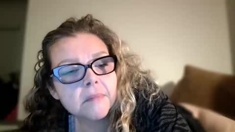 Pistol Fannie online show from 05/30/26, 04:42