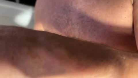 Snapshot of quota21 chatting on 11/20/25, 12:22 quota21 online show from 11/20/25, 12:22