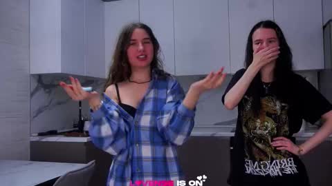 Alice online show from 01/08/26, 02:14