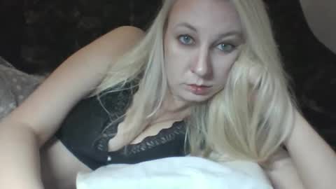 qwertyui online show from 10/26/25, 04:46