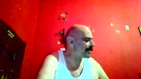 qwertyuiop22348015 online show from 02/23/26, 06:49