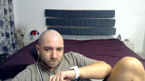 R0bila online show from 01/26/25, 08:34