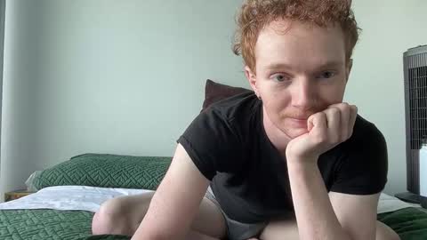 Snapshot of r3ddy2go chatting on 04/11/26, 07:18 r3ddy2go online show from 04/11/26, 07:18