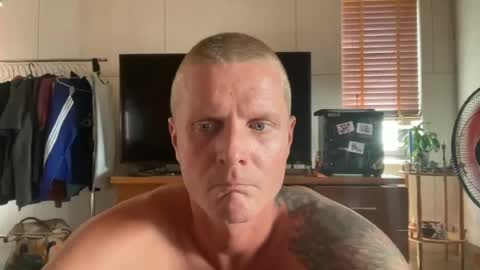 rabbit_eyes69 online show from 06/18/26, 03:07