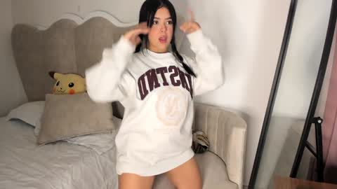 natalia  -  online show from 12/24/24, 04:44