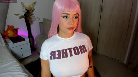 natalia  -  online show from 09/21/25, 05:09