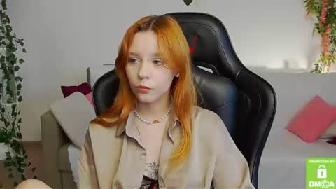 rachel__lips online show from 06/24/26, 08:02