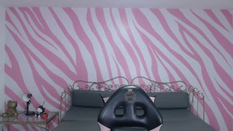 Rachel online show from 12/14/24, 08:08