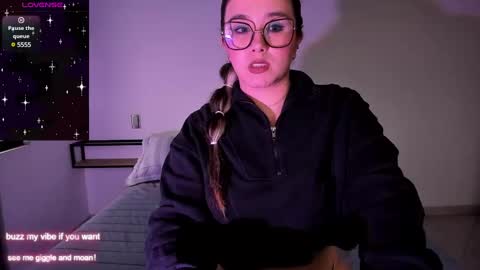 Rachel Foss online show from 02/11/25, 09:03